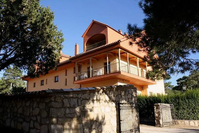 Hostal ciudad encantada - Cuenca